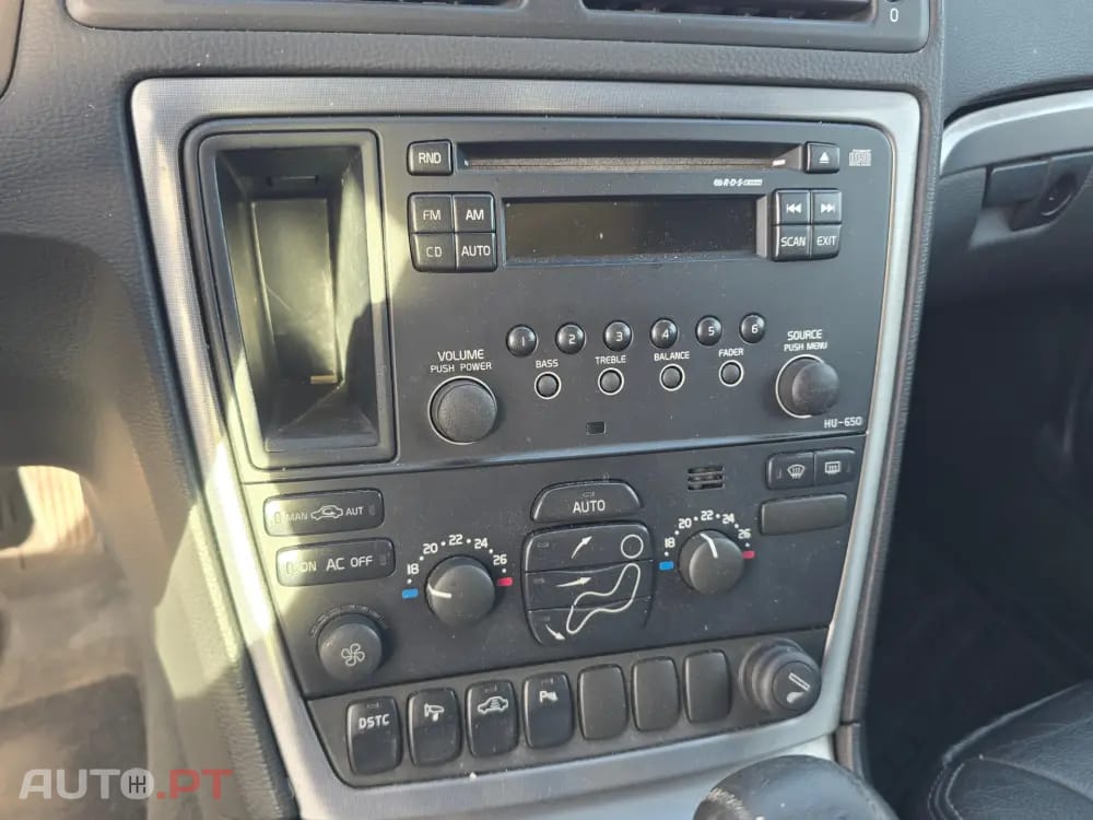 Volvo V70 2.4 D5 Momentum