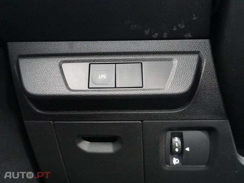 Dacia Sandero 1.0 ECO-G Essential Bi-Fuel