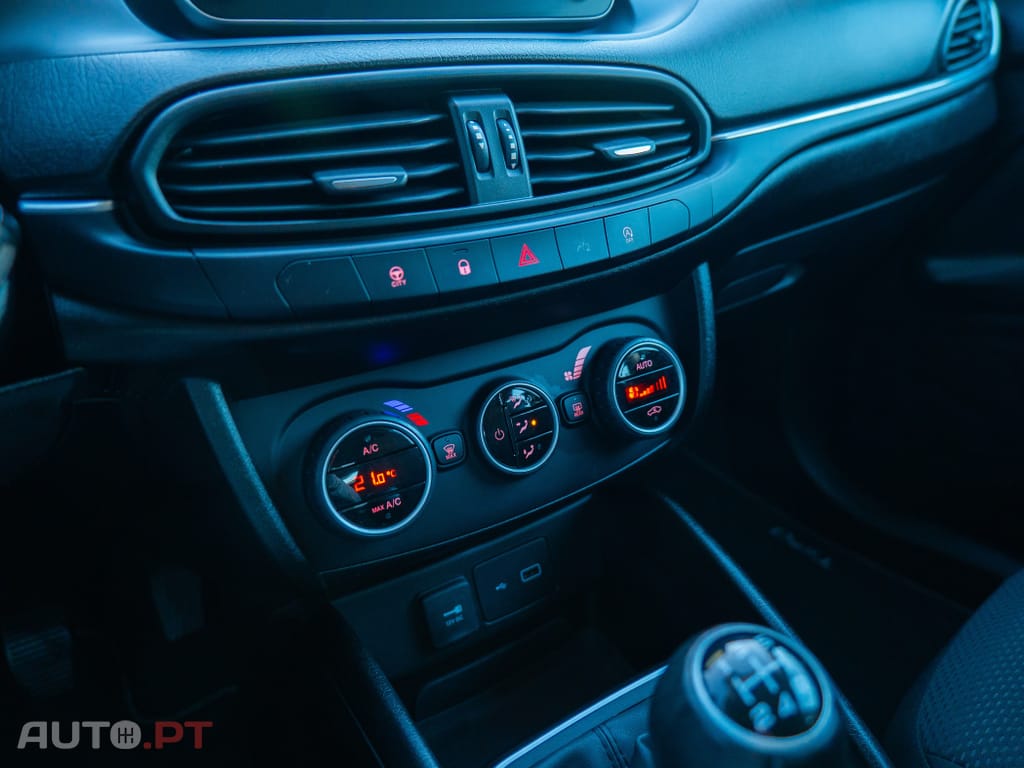 Fiat Tipo 1.3 M-Jet Lounge