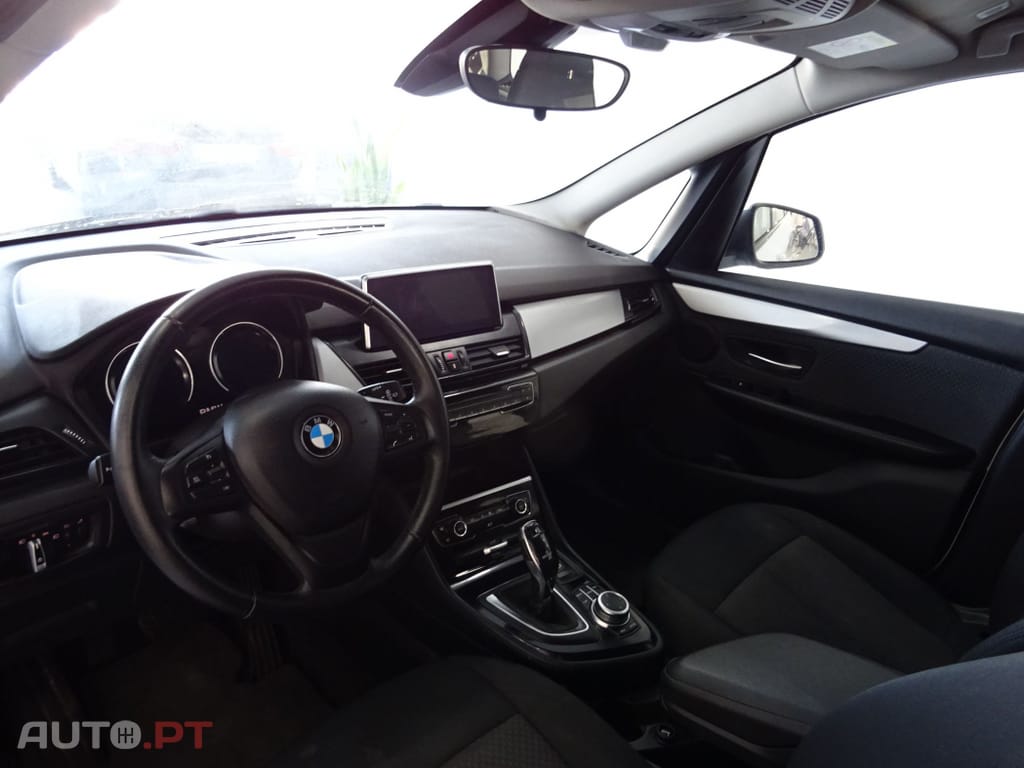 BMW 216 d 7L Line Luxury Auto