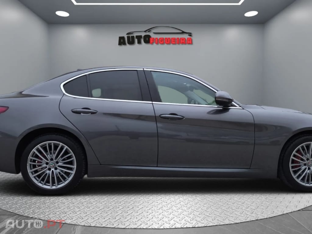 Alfa Romeo Giulia 2.2 D Super AT8