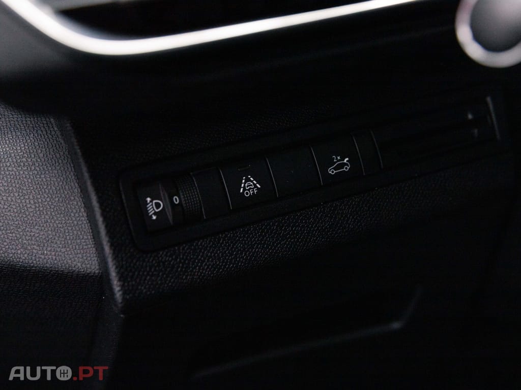 Peugeot 3008 1.5 BlueHDi Allure EAT8