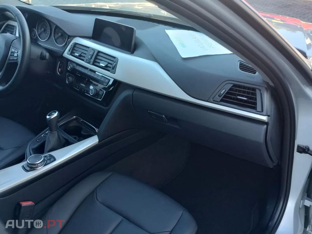 BMW 320 d Touring EfficientDynamics Line Luxury