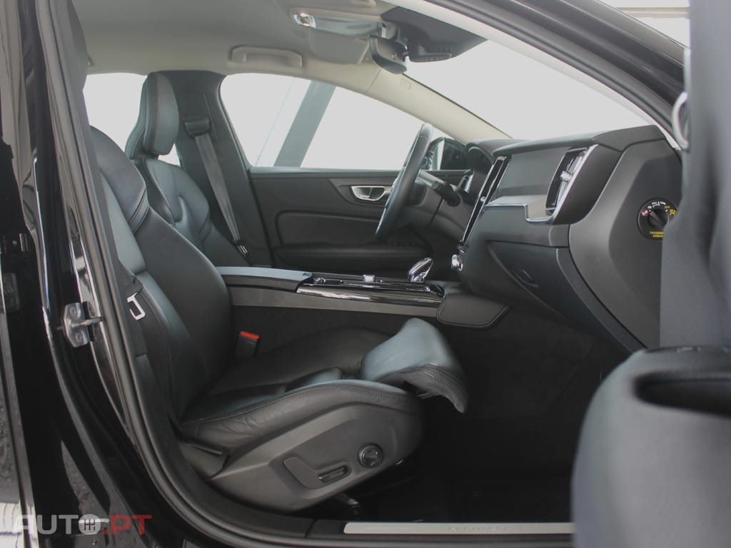 Volvo S60 2.0 T8 PHEV Inscription AWD 455 cv