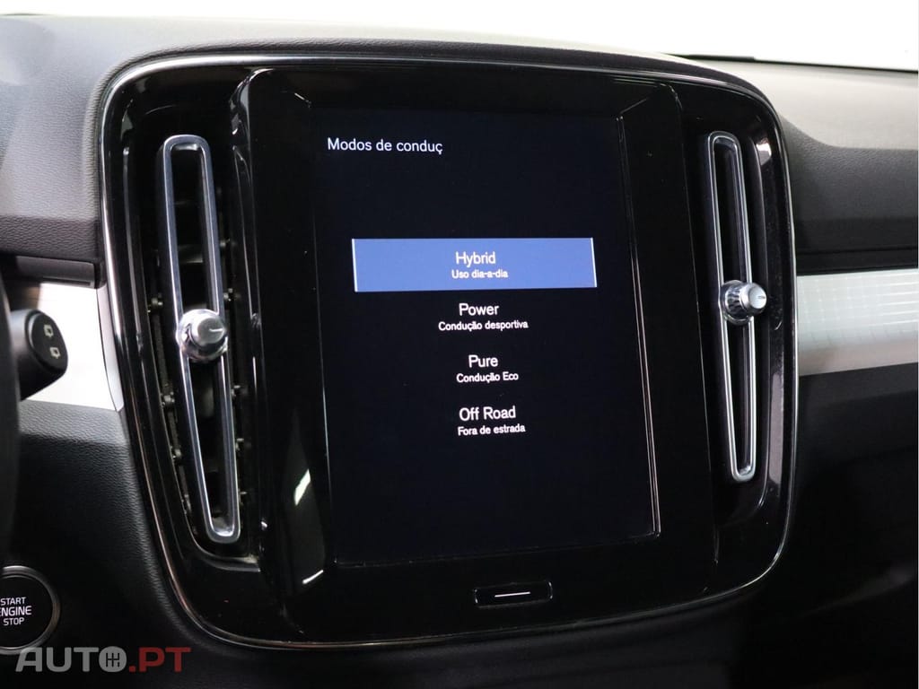 Volvo XC40 1.5 T4 PHEV Core