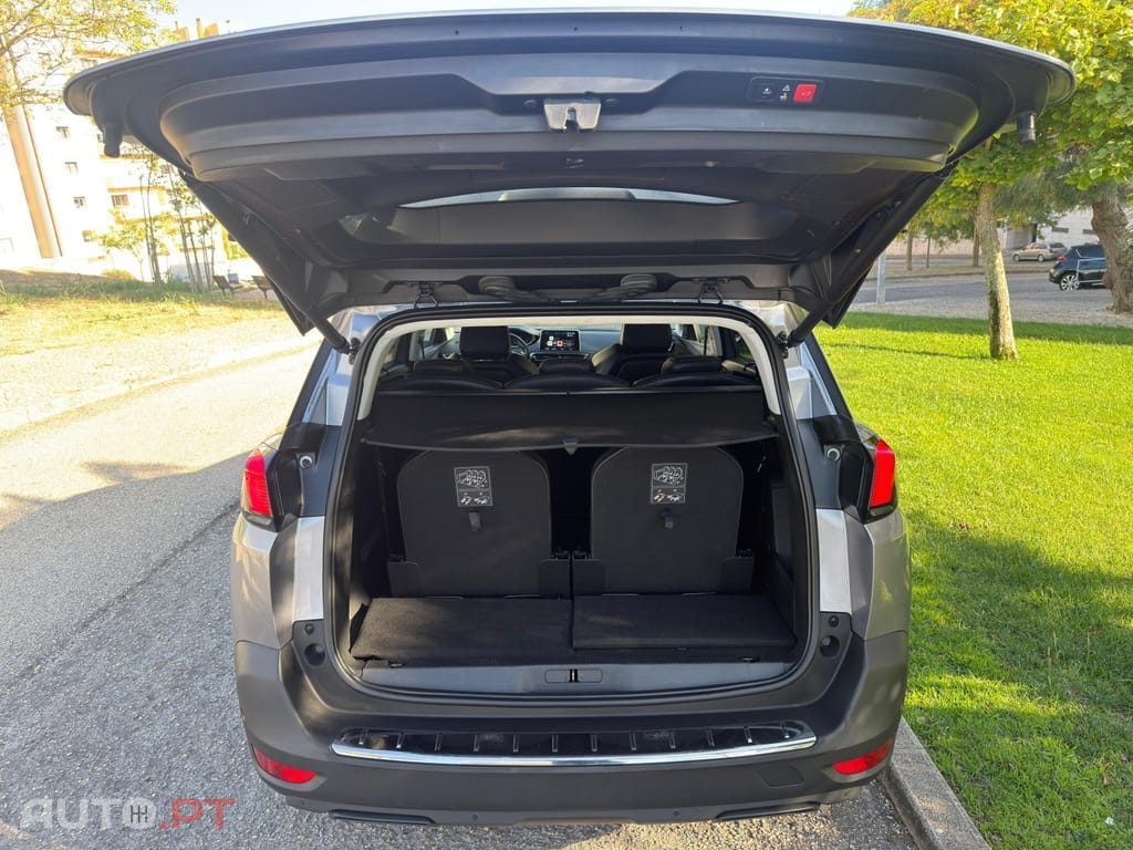 Peugeot 5008 1.5 BlueHDi Allure Pack EAT8