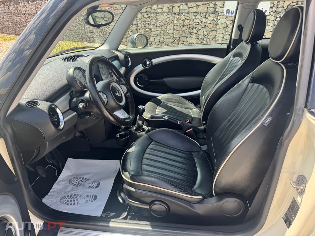 MINI Cooper D