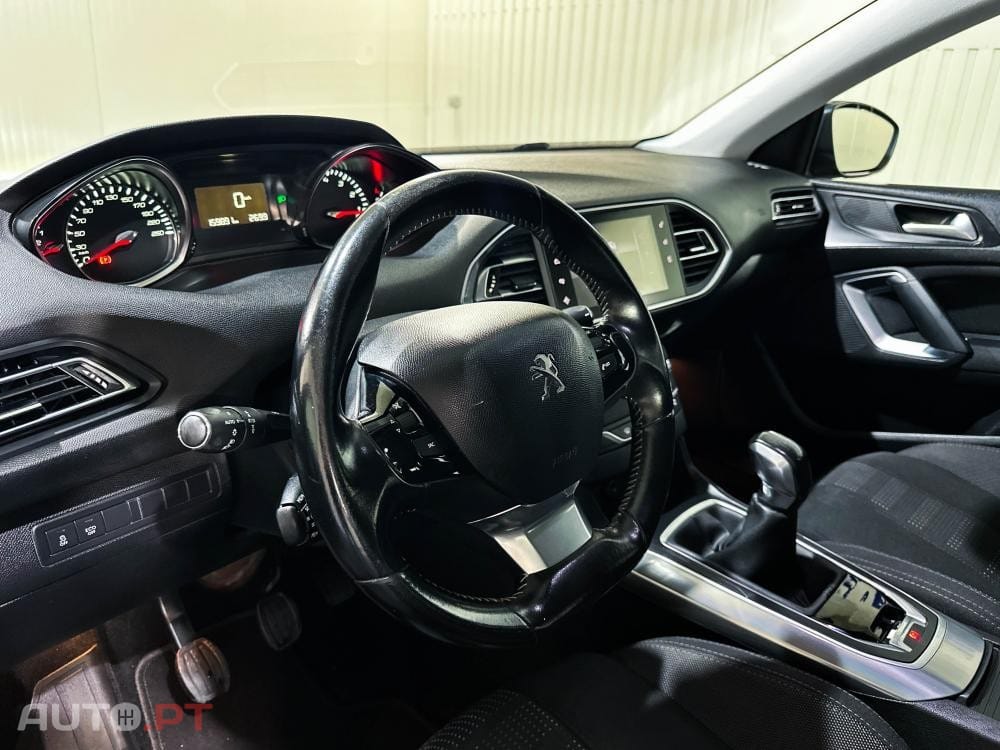 Peugeot 308 1.2 PureTech Allure