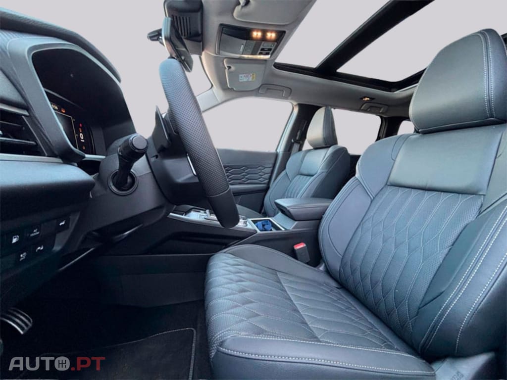 Mitsubishi Outlander 2.4 Instyle I.V.A DEDUTÍVEL 