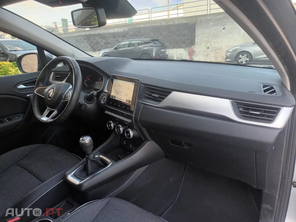 Renault Captur 1.0 TCe Techno Bi-Fuel