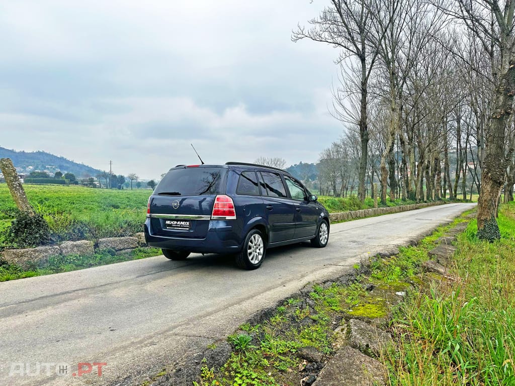 Opel Zafira 1.9 CDTi Enjoy