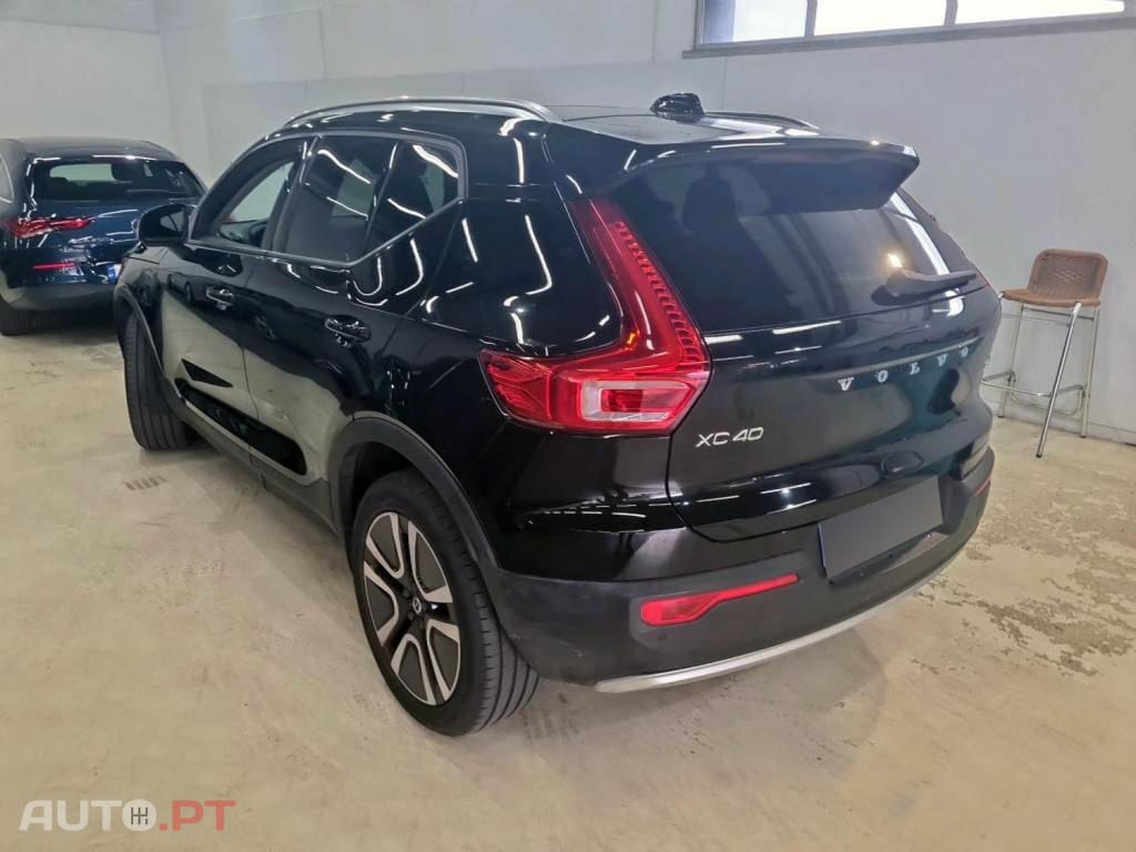 Volvo XC40 1.5 T5 PHEV Momentum