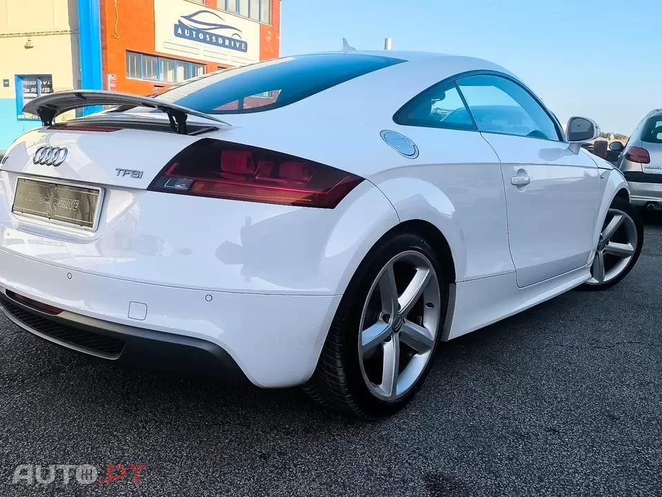 Audi TT 1.8 TFSI S-line