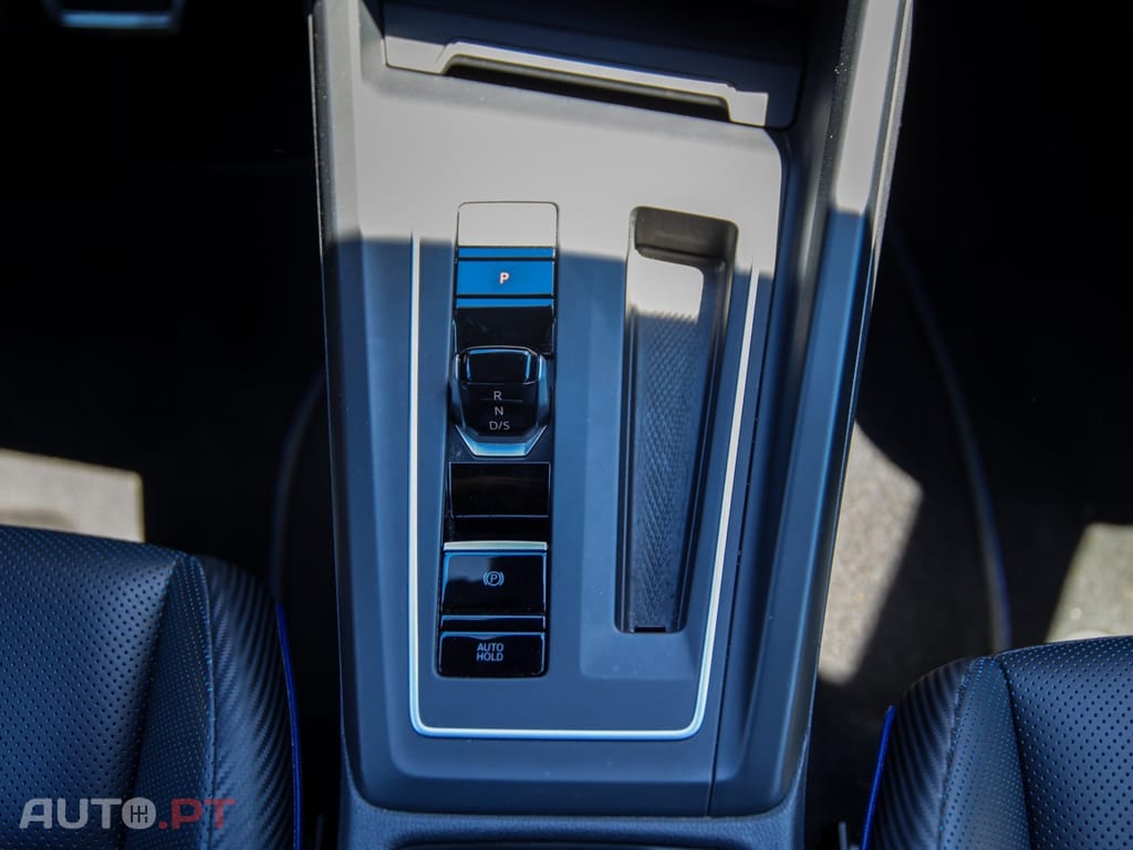 Volkswagen Golf 2.0 TSI R DSG