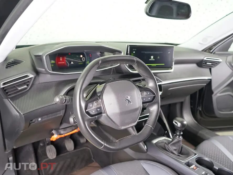 Peugeot 2008 1.2 PureTech Allure