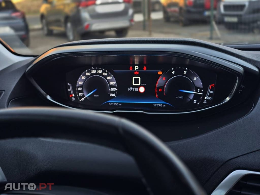 Peugeot 3008 BlueHDi 130 Stop & Start EAT8 Active Business-Pack