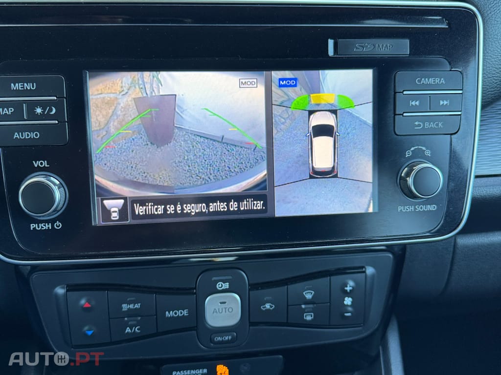 Nissan Leaf Tekna Two Tone+ProPilot Park