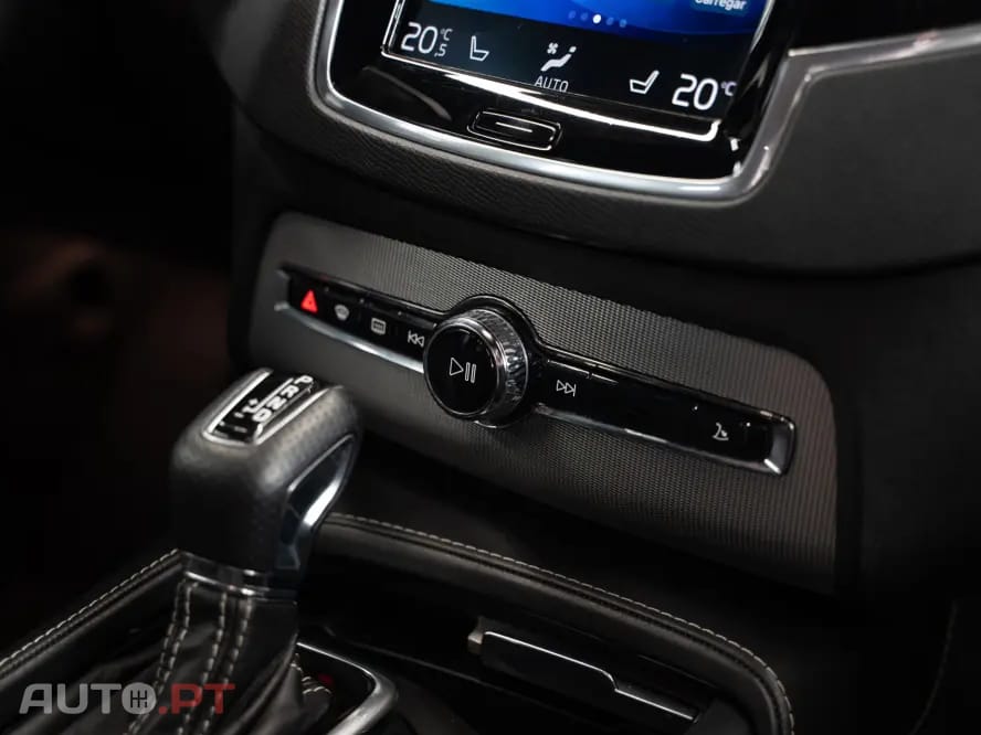 Volvo XC90 2.0 D4 R-Design