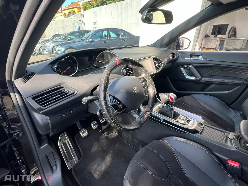 Peugeot 308 GTi by Sport