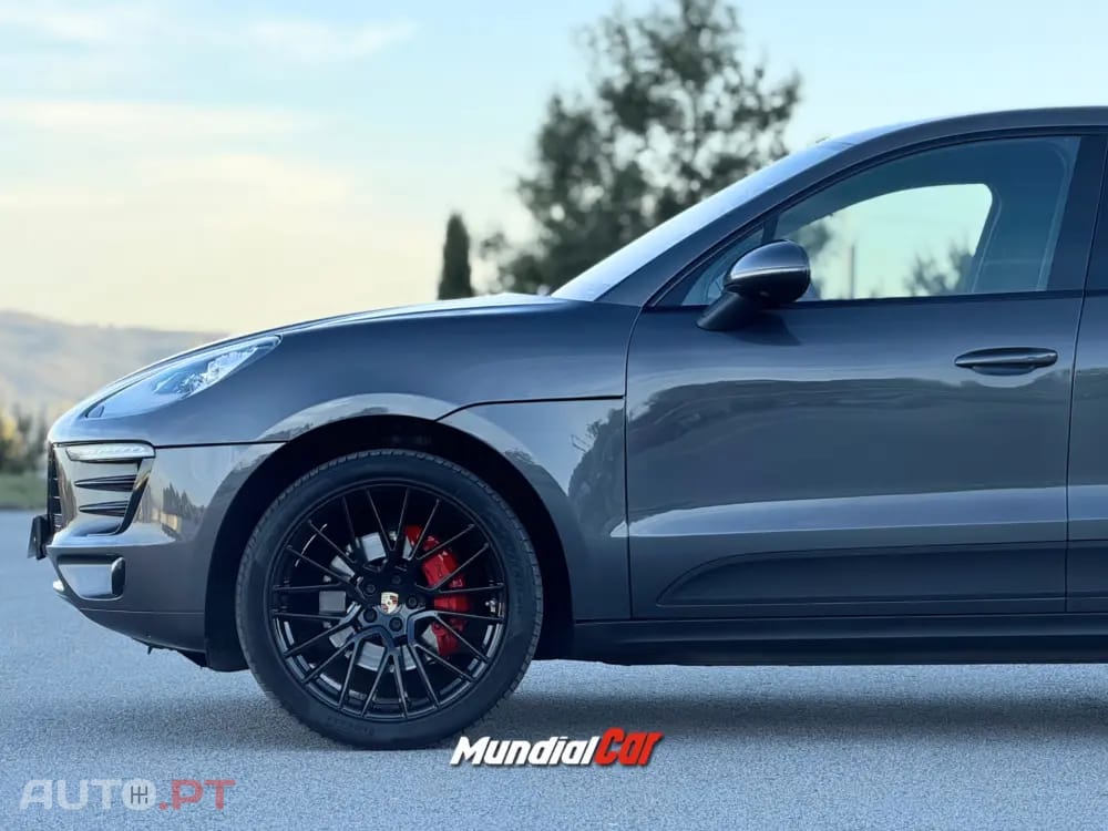 Porsche Macan S