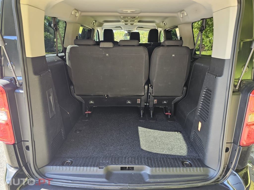 Peugeot Traveller 2.0 BlueHDi L2H1 Allure Standard