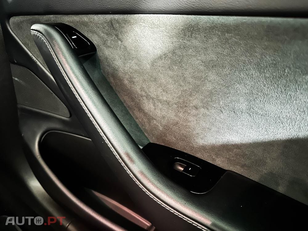 Tesla Model 3 LONG RANGE DUAL MOTOR AWD