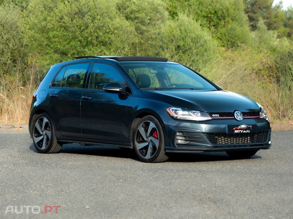 Volkswagen Golf 2.0 TSI GTI