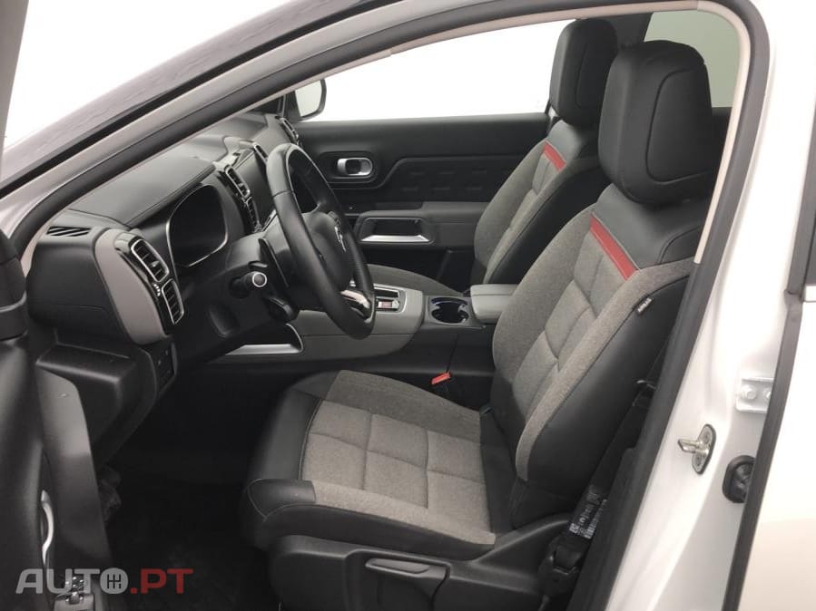 Citroen C5 Aircross 1.6 Hybrid Business e-EAT8