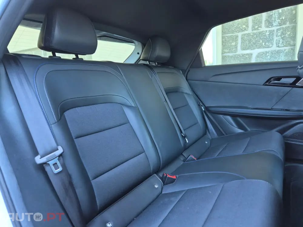 MG MG4 64 kWh Luxury