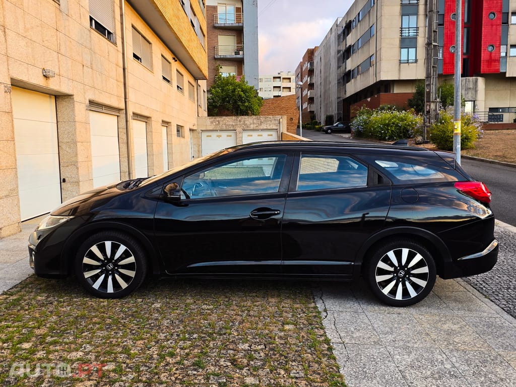 Honda Civic Tourer 1.6 DTEC Elegance