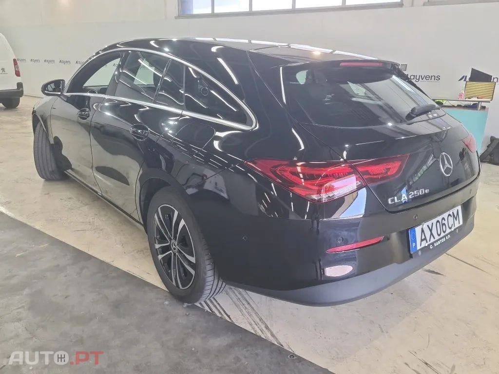 Mercedes-Benz CLA 250 e Shooting Brake Style Plus