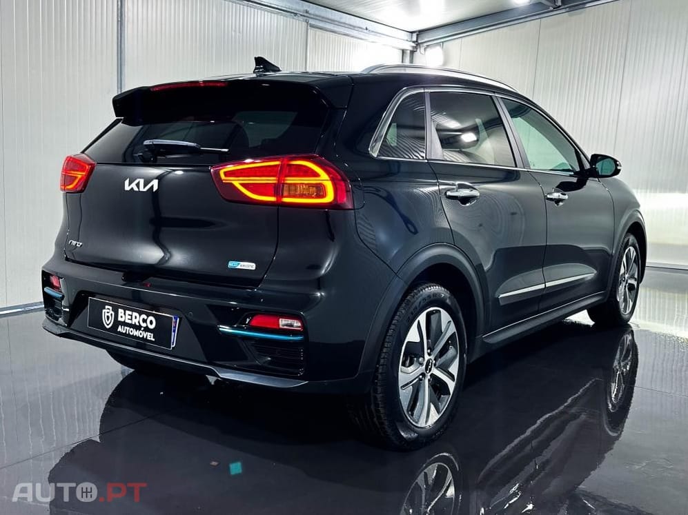 Kia Niro 64kWh Premium Pack
