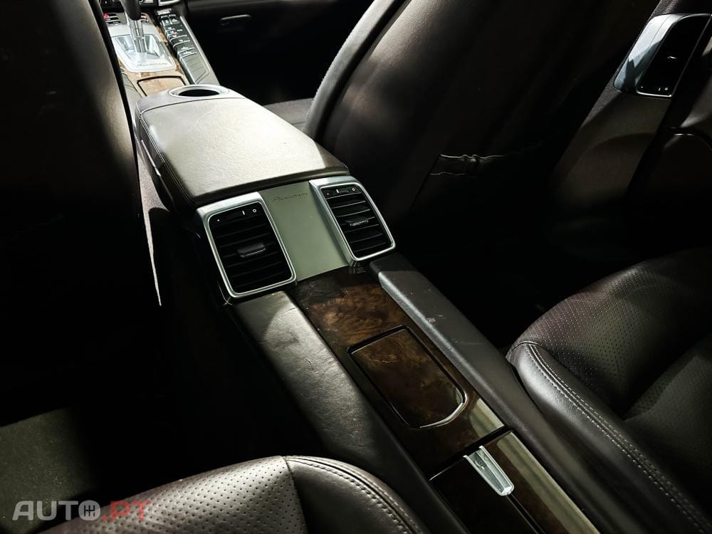 Porsche Panamera S E-Hybrid