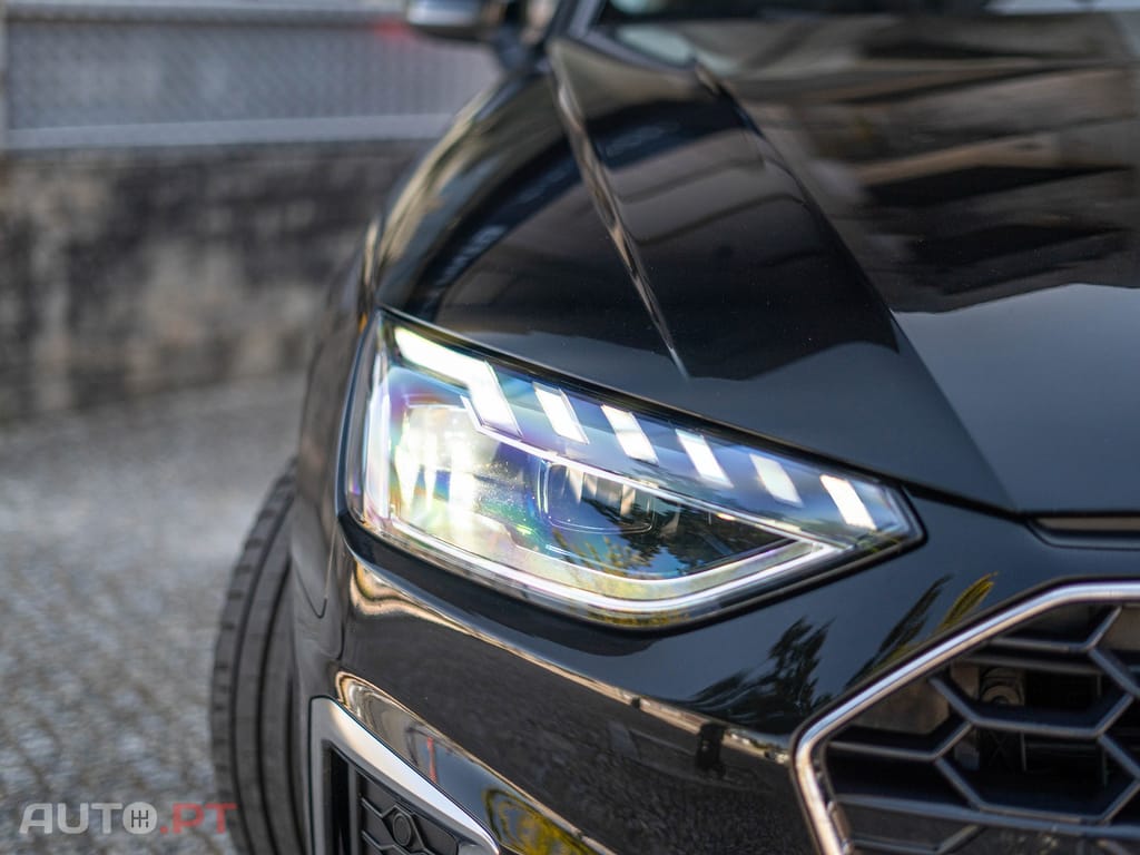 Audi A4 Avant 35 TDI S line S tronic