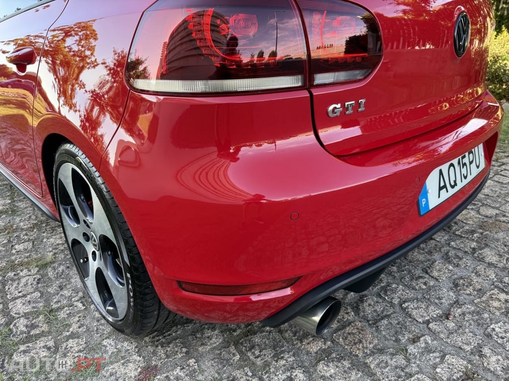 Volkswagen Golf 2.0 GTi