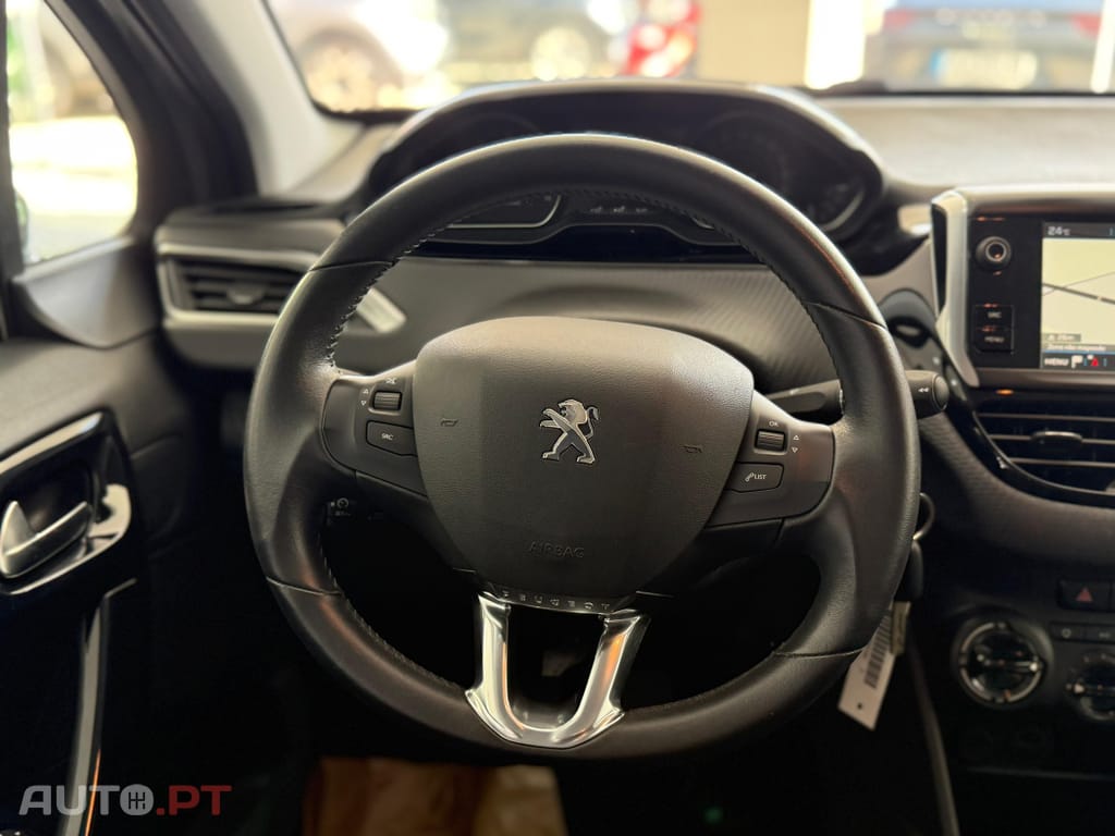 Peugeot 208 1.5 BlueHDi Signature