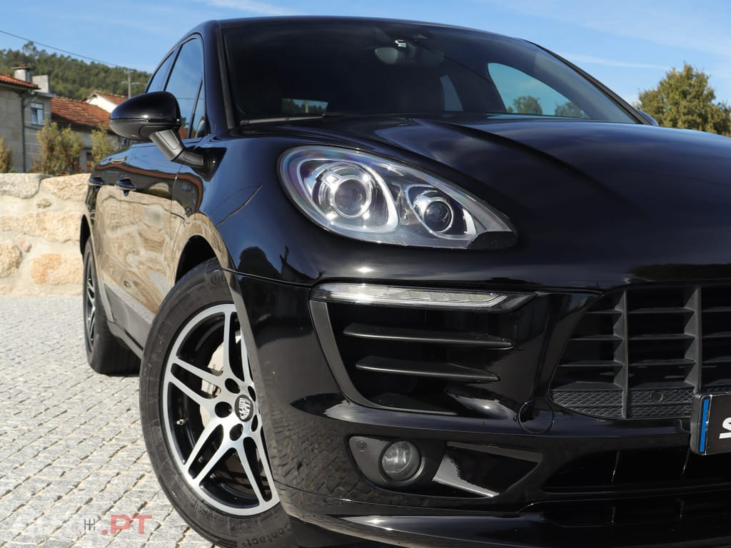 Porsche Macan S