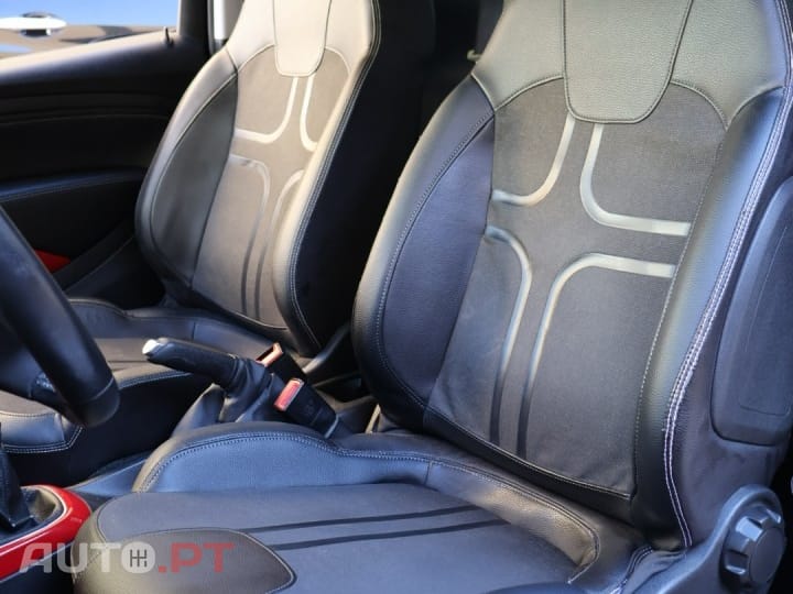 Opel Adam 1.2 Glam