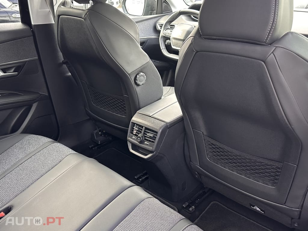 Peugeot 3008 1.2 PureTech Allure EAT8