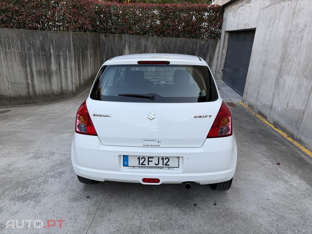 Suzuki Swift 1.3 DDiS GLX