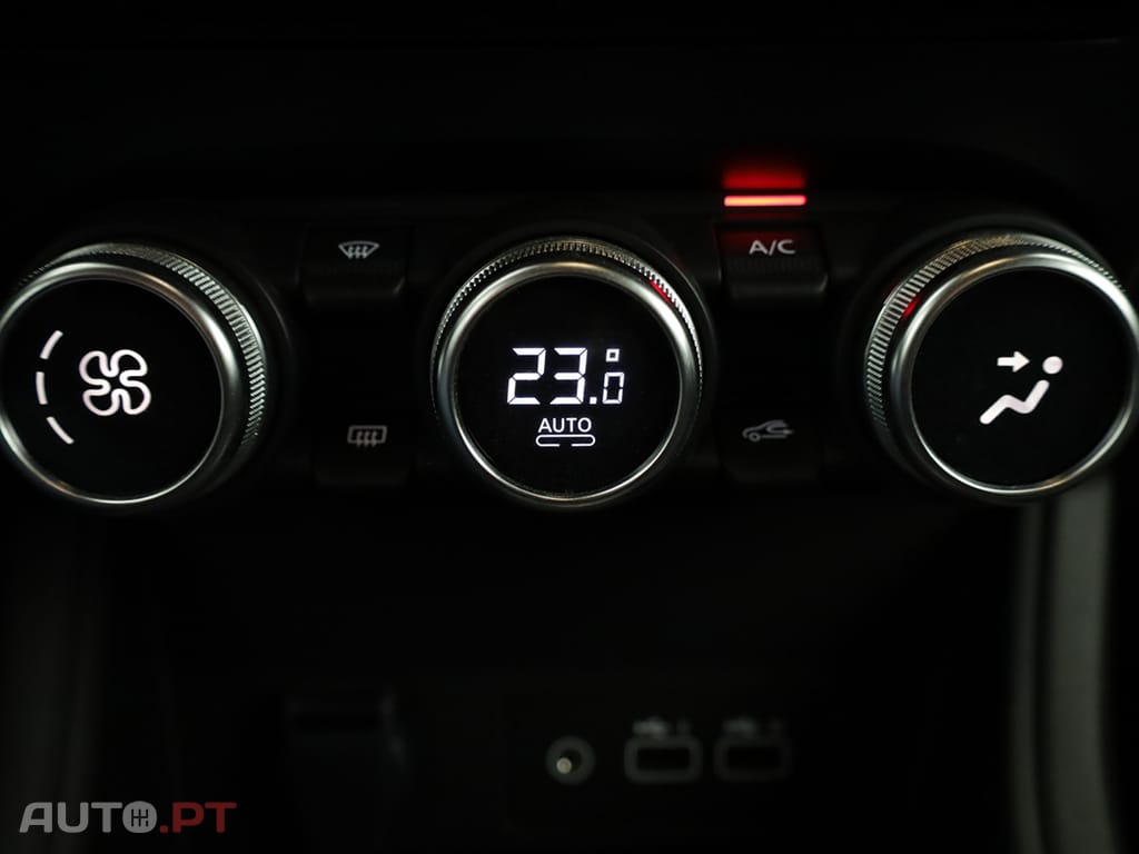 Renault Captur Captur 1.0 TCe Techno Bi-Fuel