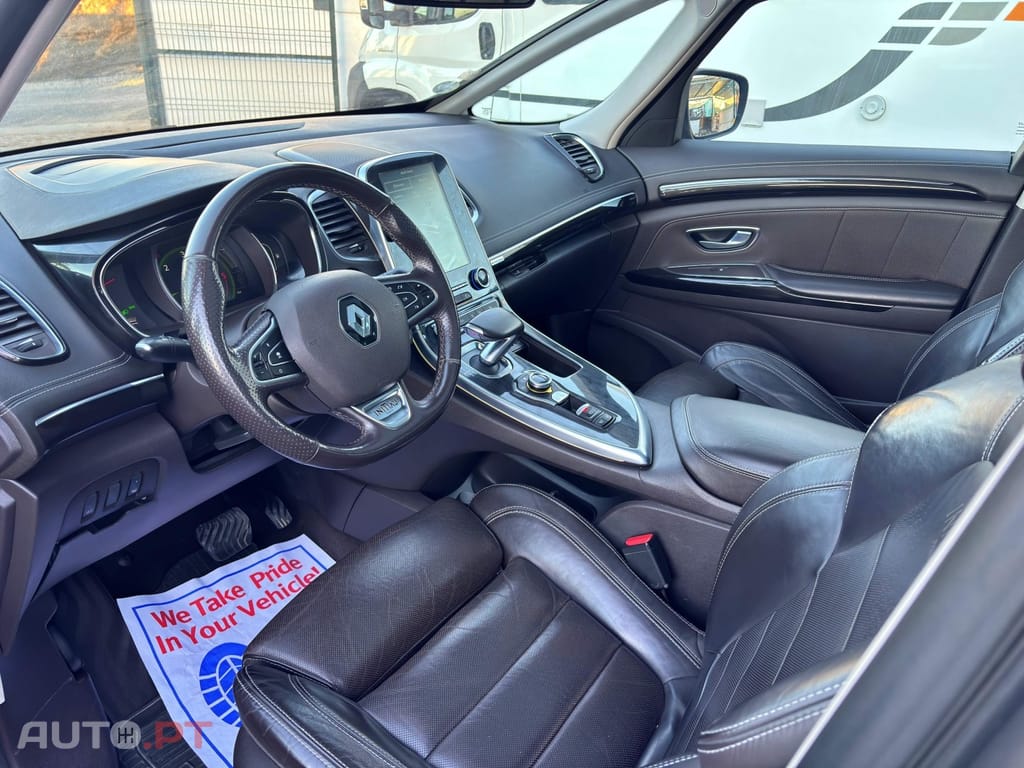 Renault Espace 1.6 dCi Initiale Paris EDC