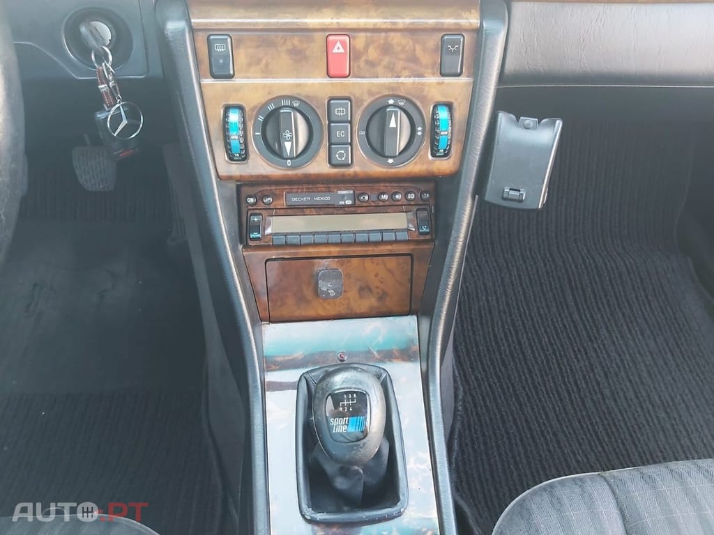 Mercedes-Benz E 200 CE SPORTLINE