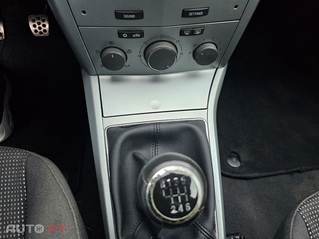 Opel Astra GTC 1.3 CDTi