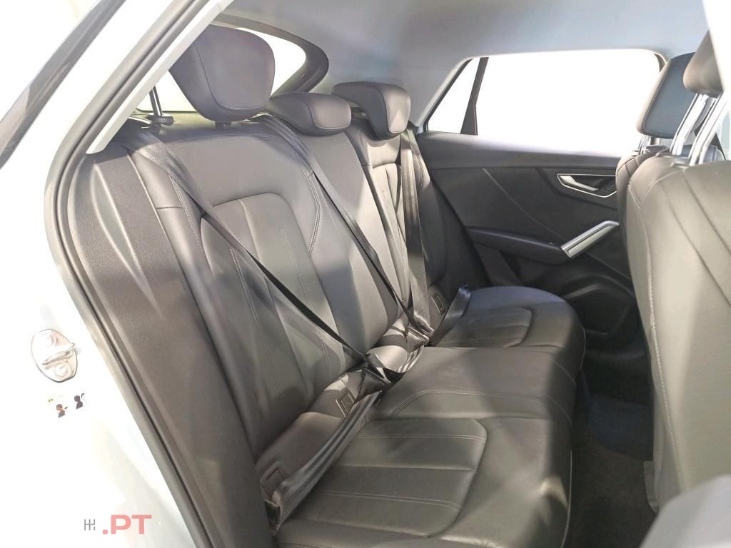 Audi Q2 30 TDI S line S tronic