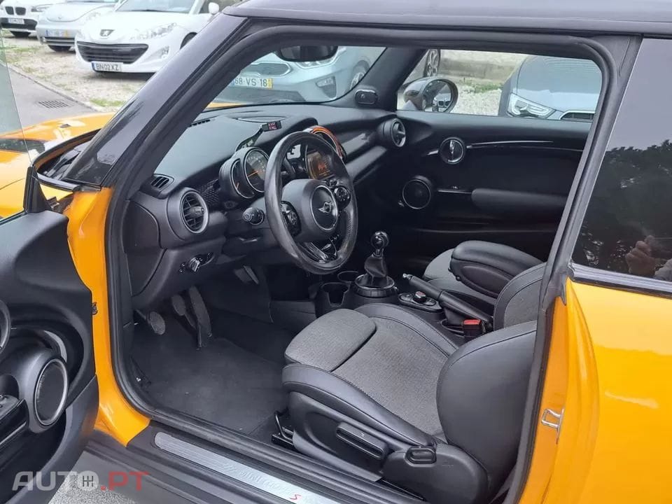 MINI Cooper Cooper S