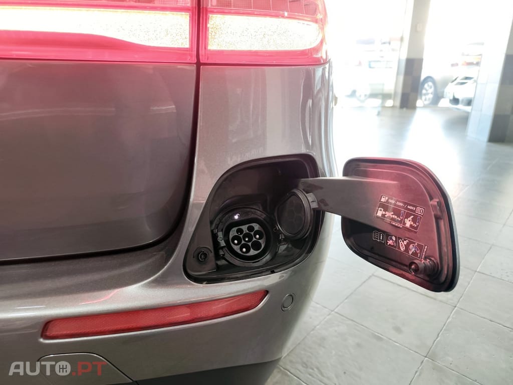 Mercedes-Benz E 300 De AMG Line