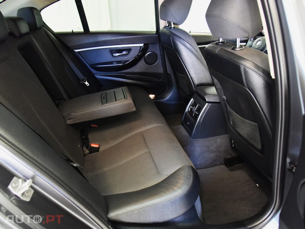 BMW 330 e iPerfomance Line Sport