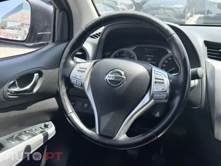 Nissan Navara 2.3 dCi CD 4WD N-Connecta