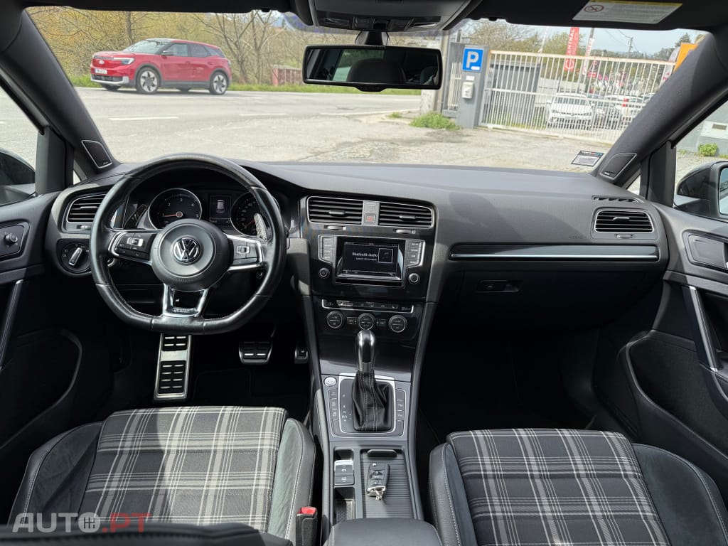 Volkswagen Golf 2.0 TDi GTD DSG